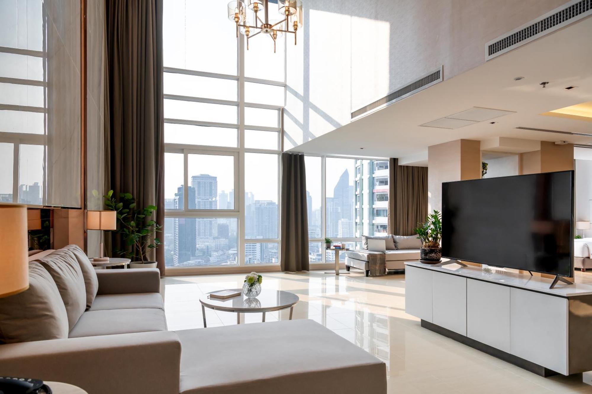 Jasmine 59 Hotel بانكوك المظهر الخارجي الصورة A living room in a luxury apartment